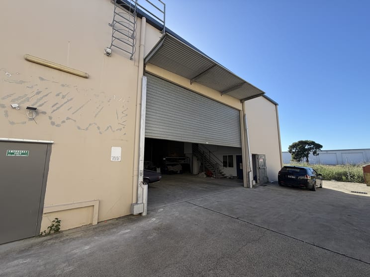 Click to view all images 17D Bult Drive Brendale QLD 4500 - Image 1
