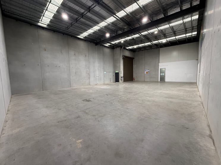 Click to view all images Unit 25/25-37 Huntingdale Road Burwood VIC 3125 - Image 3