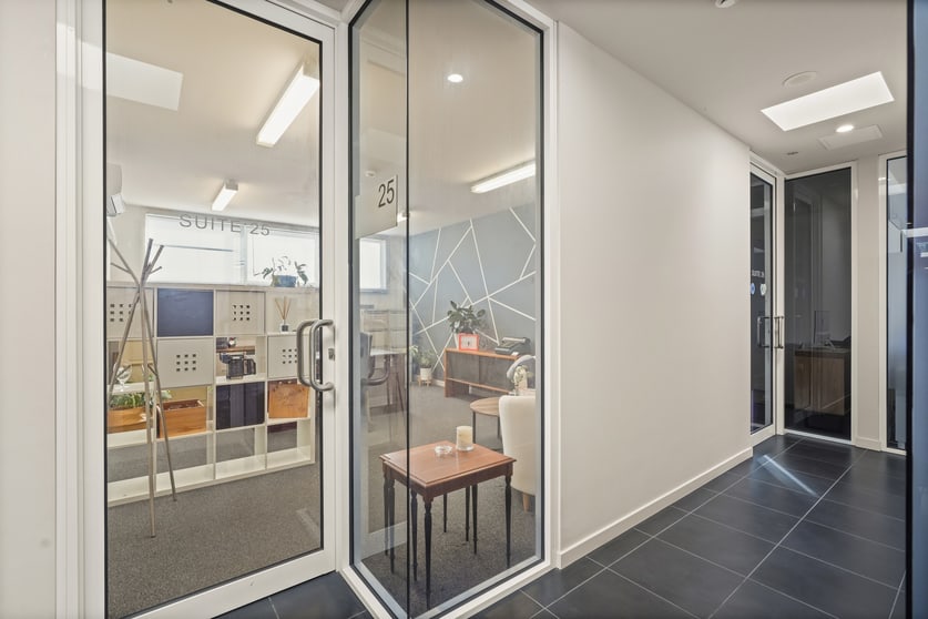 Click to view all images 25/981 North Road Murrumbeena VIC 3163 - Image 2