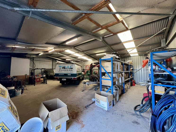 Click to view all images 2/15 Sturt lane Hackham SA 5163 - Image 2