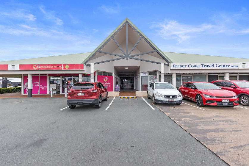 Click to view all images 81 Boat Harbour Drive Pialba QLD 4655 - Image 2