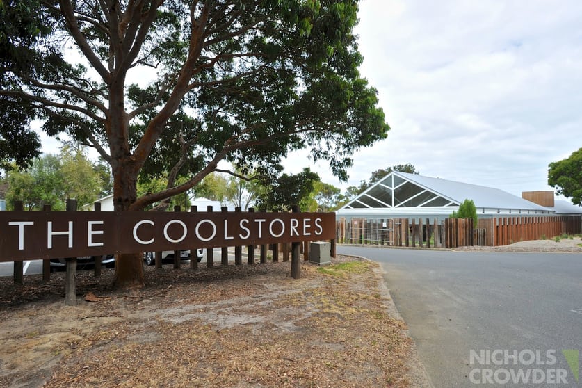 Click to view all images 4/475 Moorooduc Highway Mount Eliza VIC 3930 - Image 2