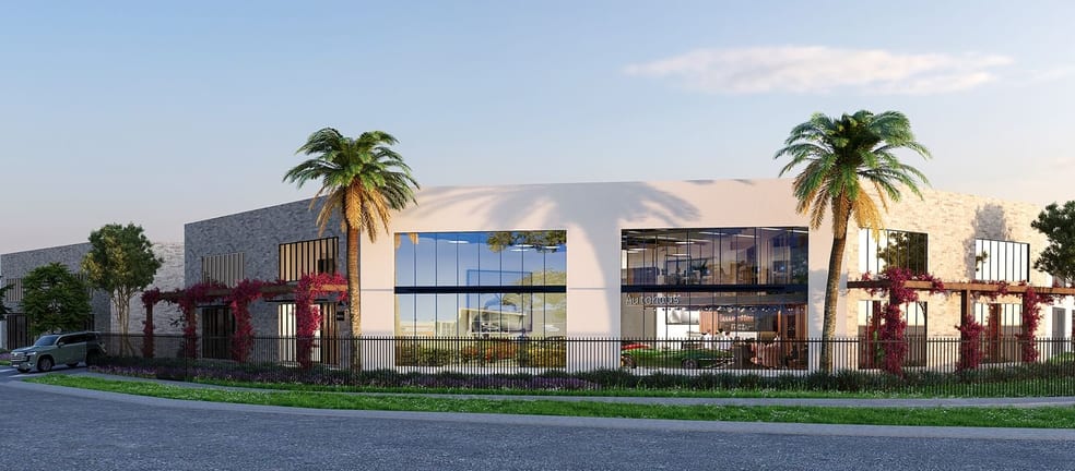Click to view all images Unit 16/50 Town Centre Drive Helensvale QLD 4212 - Image 2