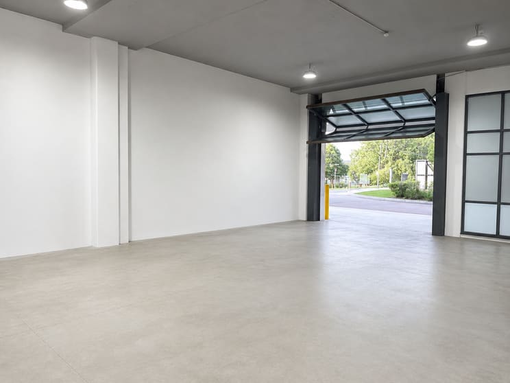 Click to view all images Frenchs Forest NSW 2086 - Image 2