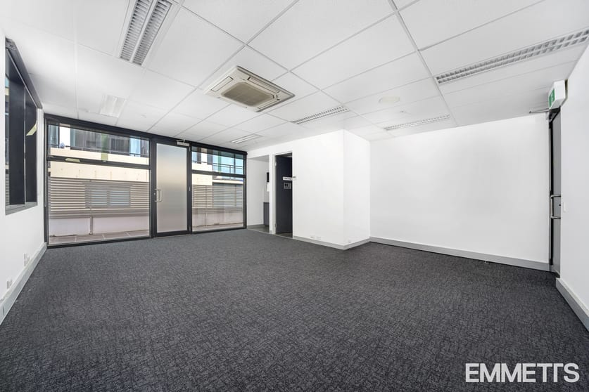 30/150 Albert Road South Melbourne VIC 3205 - Image 2