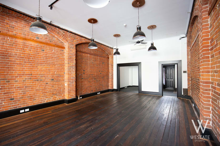 Click to view all images 179 George Street Bathurst NSW 2795 - Image 3
