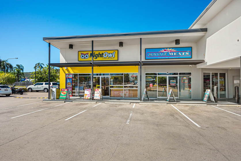 Click to view all images 161 Hugh Street Currajong QLD 4812 - Image 3