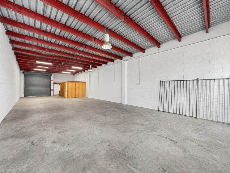 3/7 Geonic Street Underwood QLD 4119 - Image 2