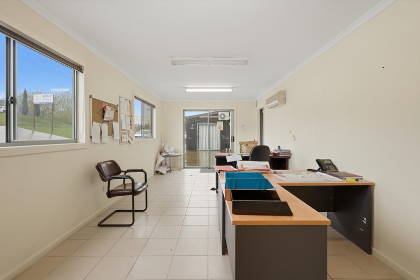 Click to view all images 2/126 St Leonards Road St Leonards TAS 7250 - Image 2