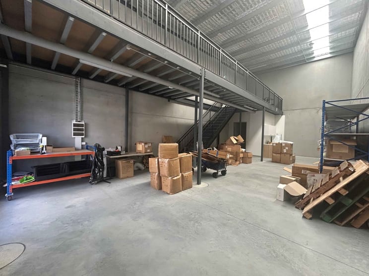 Click to view all images Unit 2, 83 Broadmeadow Road Broadmeadow NSW 2292 - Image 2