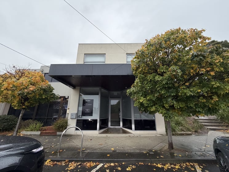 43 Clunies Ross Crescent Mulgrave VIC 3170 - Image 2