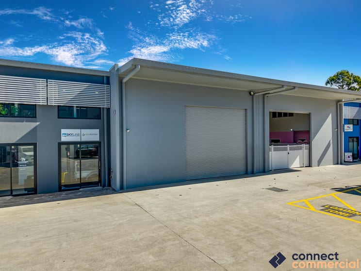 Click to view all images 3/2 Louis Court Coomera QLD 4209 - Image 1