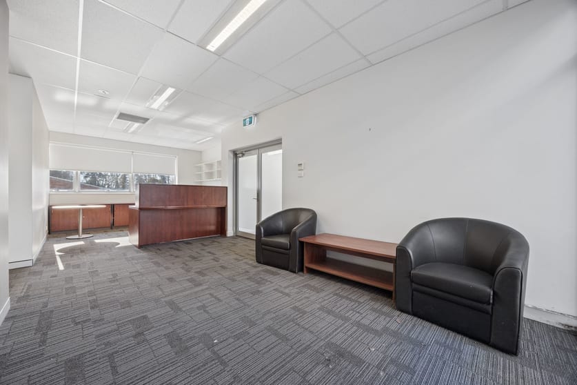 Unit 8/27 Yallourn Street Fyshwick ACT 2609 - Image 2