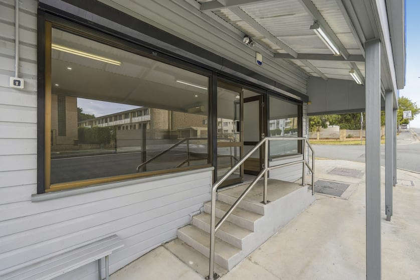 Click to view all images 72 Stafford Road Gordon Park QLD 4031 - Image 2