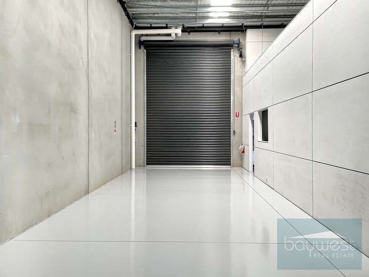Click to view all images 1/6 Lyall Street Hastings VIC 3915 - Image 2
