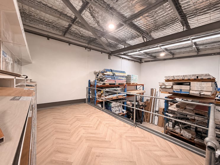 Click to view all images 31/8 Jullian Close Banksmeadow NSW 2019 - Image 2