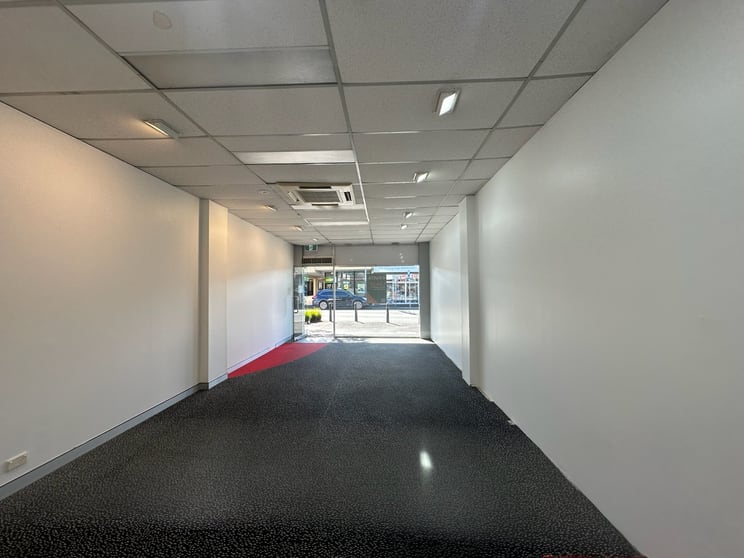 Click to view all images 126 Macquarie Road Springwood NSW 2777 - Image 2