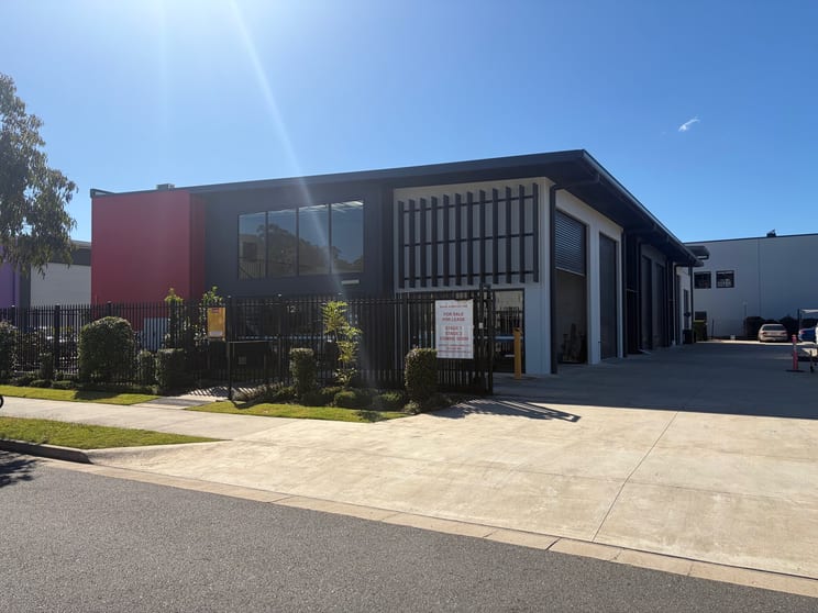 Click to view all images 1/12 Lenco Place Landsborough QLD 4550 - Image 1