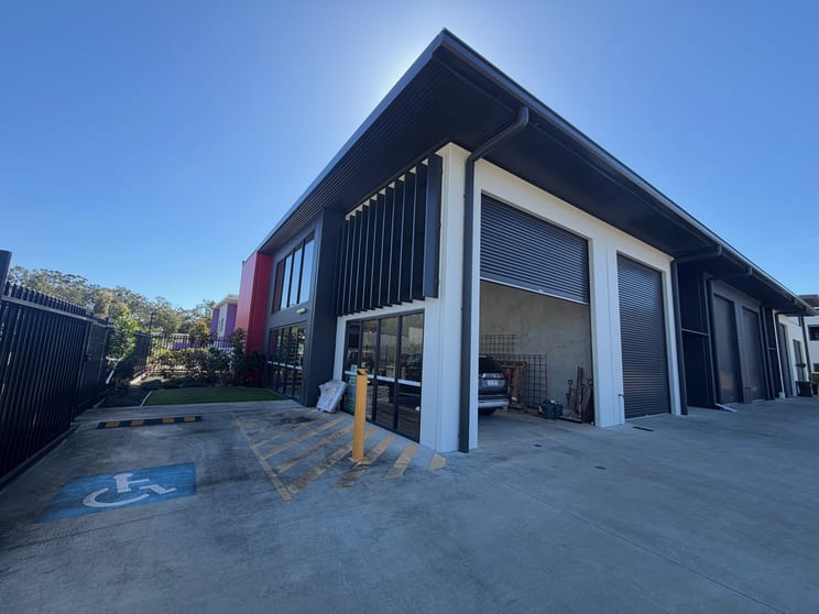 Click to view all images 1/12 Lenco Place Landsborough QLD 4550 - Image 2
