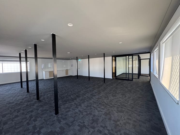 Click to view all images Level Suite, 2 & 3/15 Orlando Street Coffs Harbour NSW 2450 - Image 1