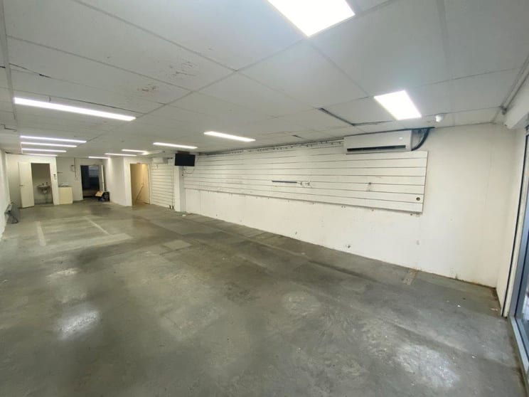 Click to view all images Castle Hill NSW 2154 - Image 2