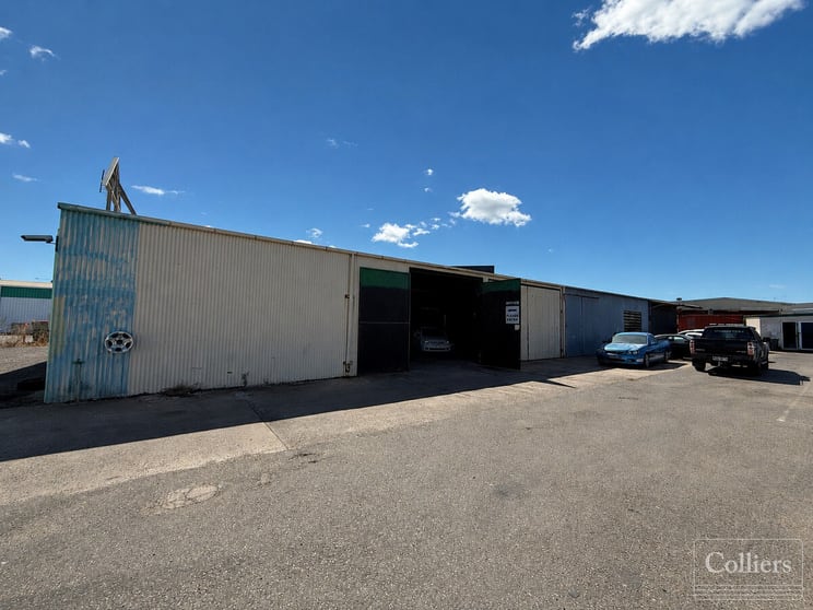 Click to view all images 3/33 Mackley Street Garbutt QLD 4814 - Image 1