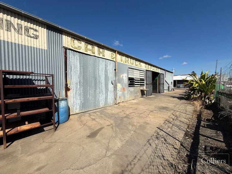 Click to view all images 3/33 Mackley Street Garbutt QLD 4814 - Image 3
