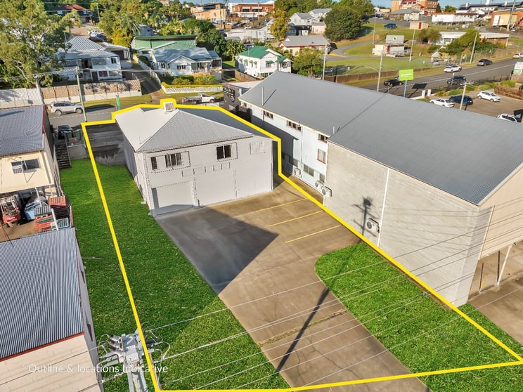Click to view all images 36 Duke Street Gympie QLD 4570 - Image 2