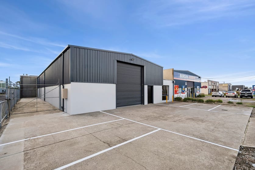 Click to view all images 145 Marshalltown Road Grovedale VIC 3216 - Image 2