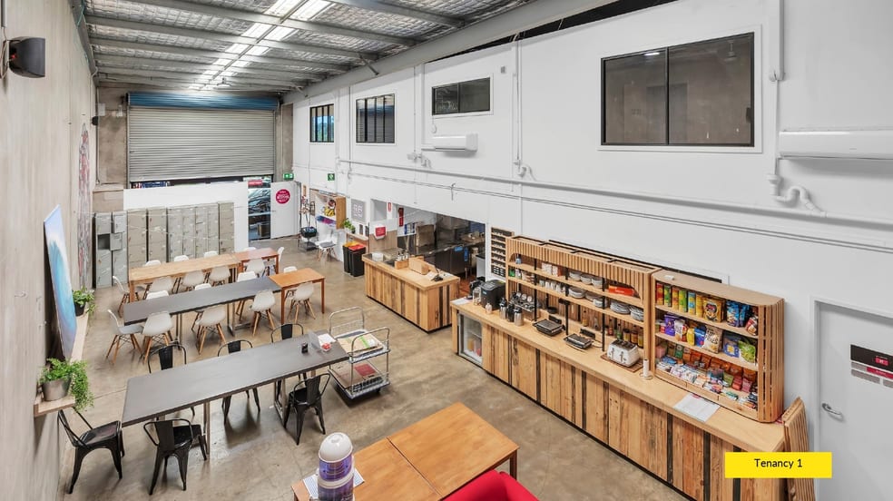 Click to view all images 1 & 2/15 Rawlins Circuit Kunda Park QLD 4556 - Image 1