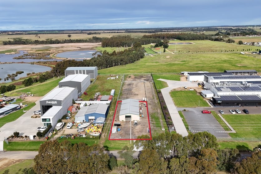 Click to view all images 25 Bosworth Road Bairnsdale VIC 3875 - Image 1