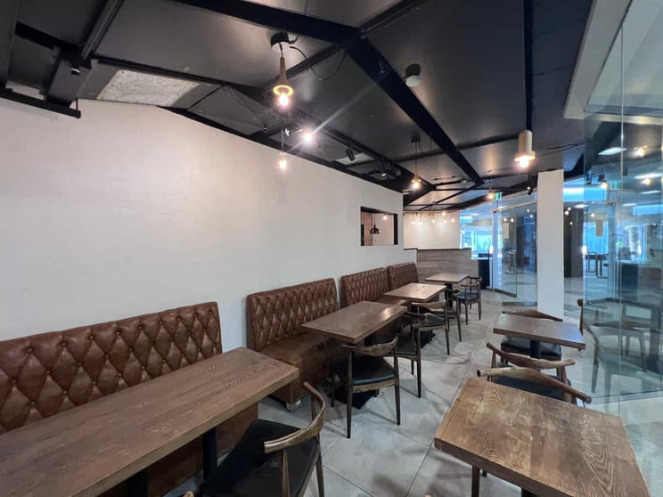 Click to view all images Unit 31/3/15 Orchid Avenue Surfers Paradise QLD 4217 - Image 3