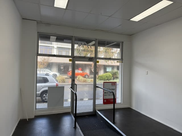 Click to view all images 1/130 Victoria Street Bunbury WA 6230 - Image 1