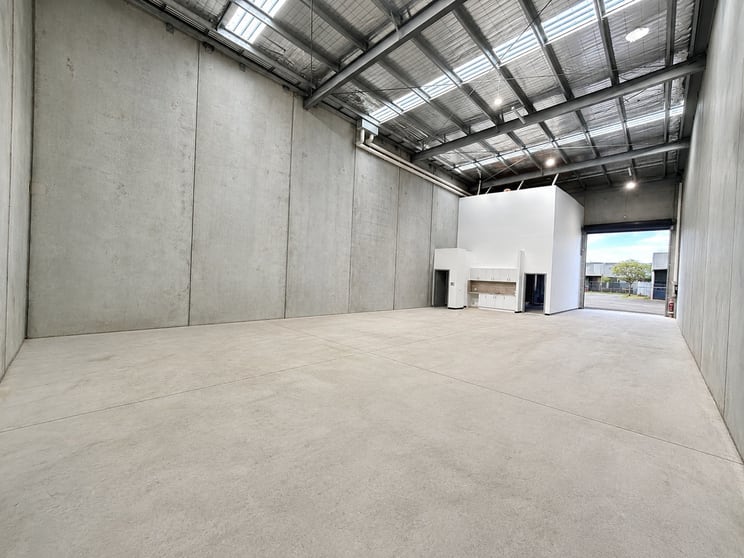 Click to view all images 38a Robbins Circuit Williamstown VIC 3016 - Image 2