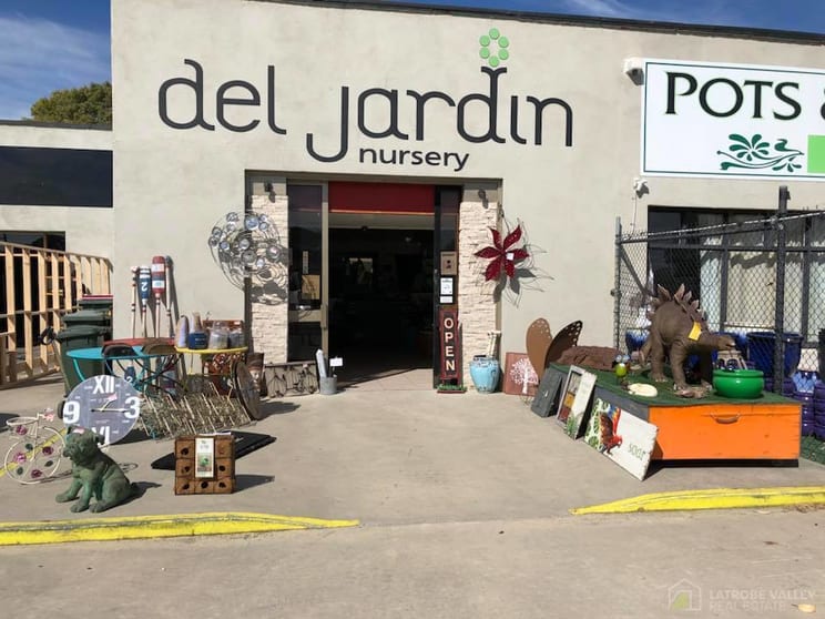 Click to view all images 1/81 Prince Street Rosedale VIC 3847 - Image 2