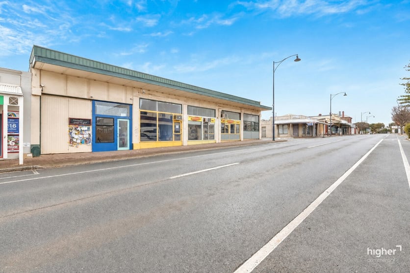 Click to view all images 27-31 Main Street Kapunda SA 5373 - Image 2