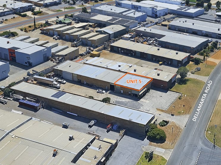Click to view all images 43 Dellamarta Road Wangara WA 6065 - Image 1