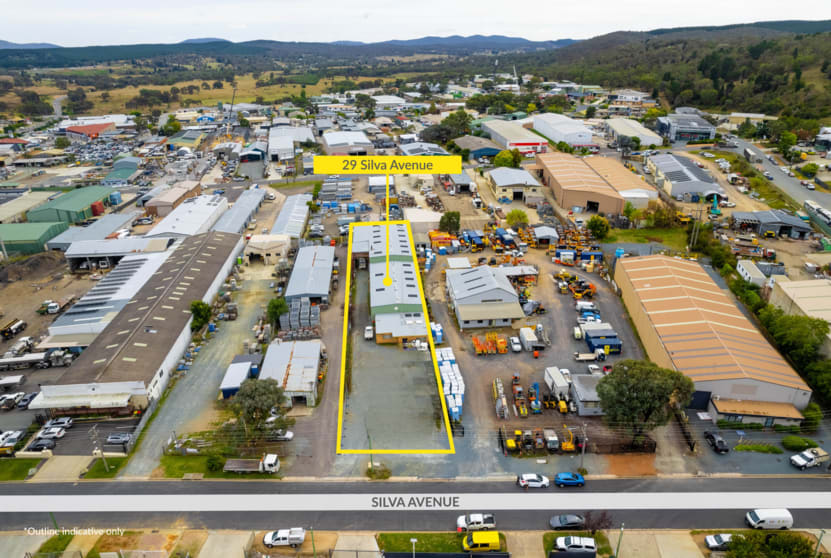 Click to view all images 29 Silva Avenue Queanbeyan NSW 2620 - Image 1