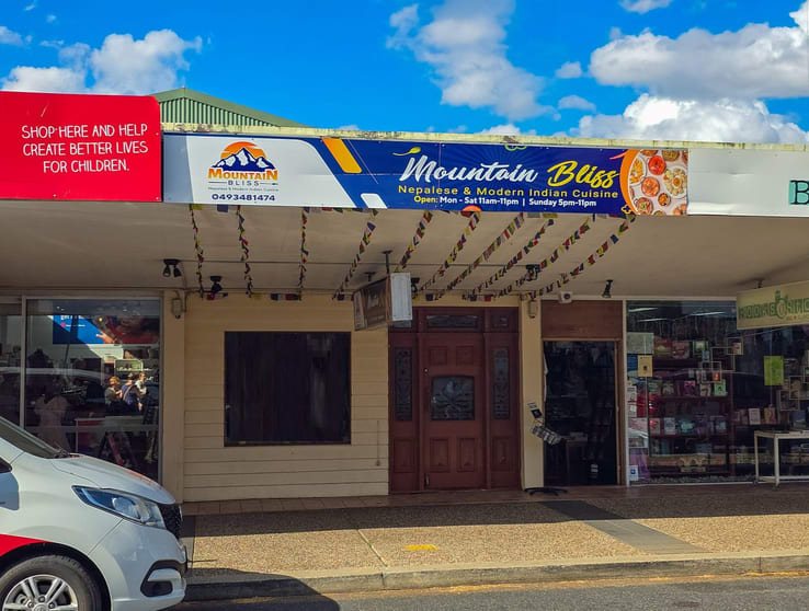 Click to view all images Shop 2/360 Logan Road Stones Corner QLD 4120 - Image 1