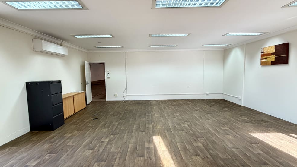 Click to view all images 4/11 Reliance Drive Tuggerah NSW 2259 - Image 2