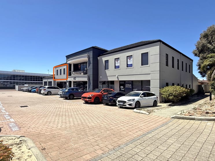 Click to view all images 6/40 Cedric Street Stirling WA 6021 - Image 3