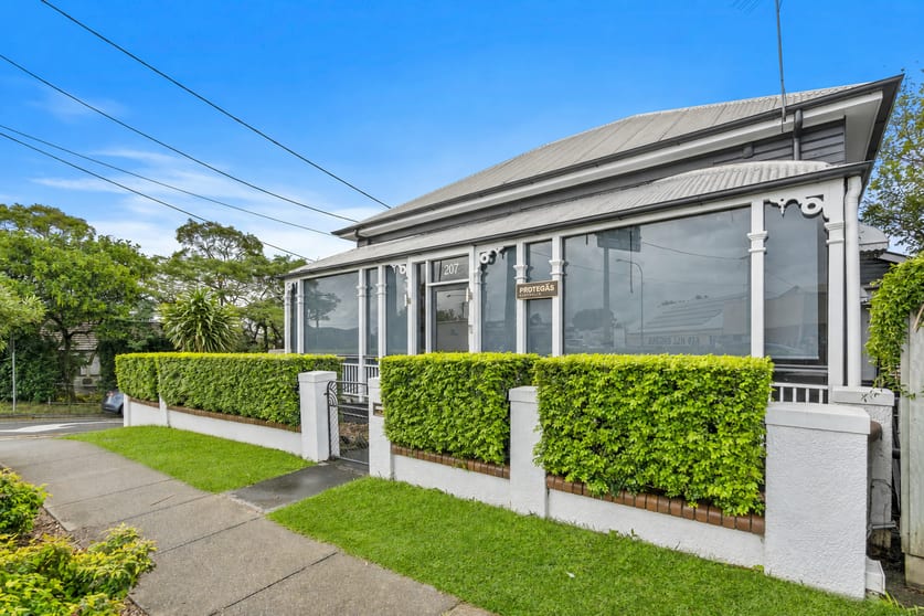 Click to view all images 207 Musgrave Road Red Hill QLD 4059 - Image 3