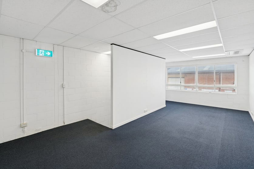 Click to view all images Unit 27/14 Jubilee Avenue Warriewood NSW 2102 - Image 3