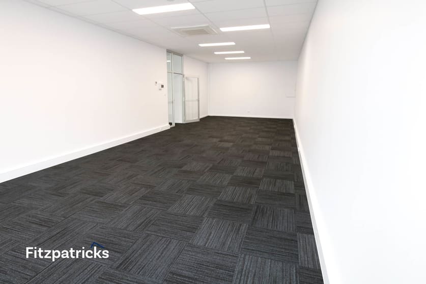 Click to view all images Upstairs Suite 3/157-159 Baylis Street Wagga Wagga NSW 2650 - Image 3