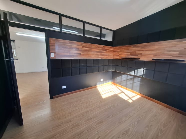 Click to view all images 8B Shirlow Street Marrickville NSW 2204 - Image 2