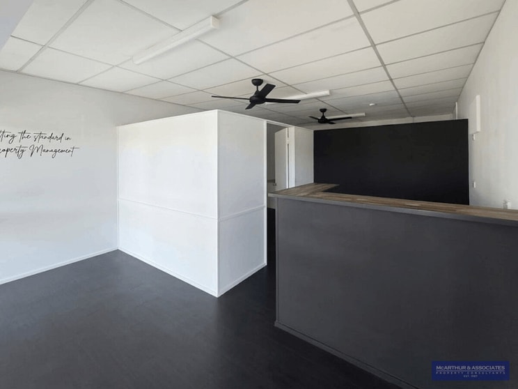 Park Avenue QLD 4701 - Image 2