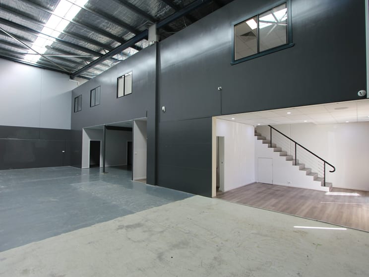 31/24 Anzac Avenue Smeaton Grange NSW 2567 - Image 2