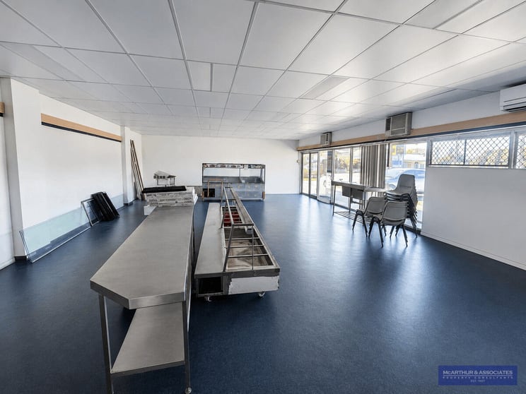 Click to view all images Park Avenue QLD 4701 - Image 3