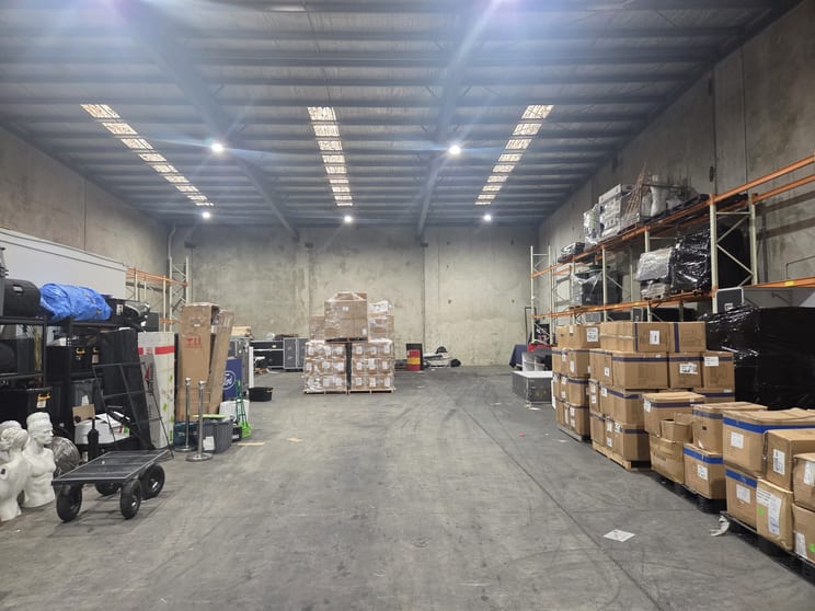 Click to view all images 2/1926 Sydney Road Campbellfield VIC 3061 - Image 2