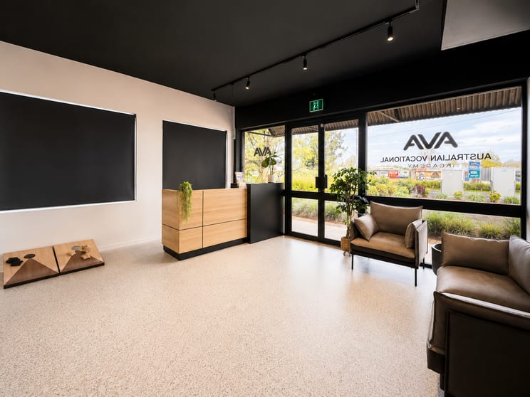 Click to view all images 11/2962 Logan Road Underwood QLD 4119 - Image 3